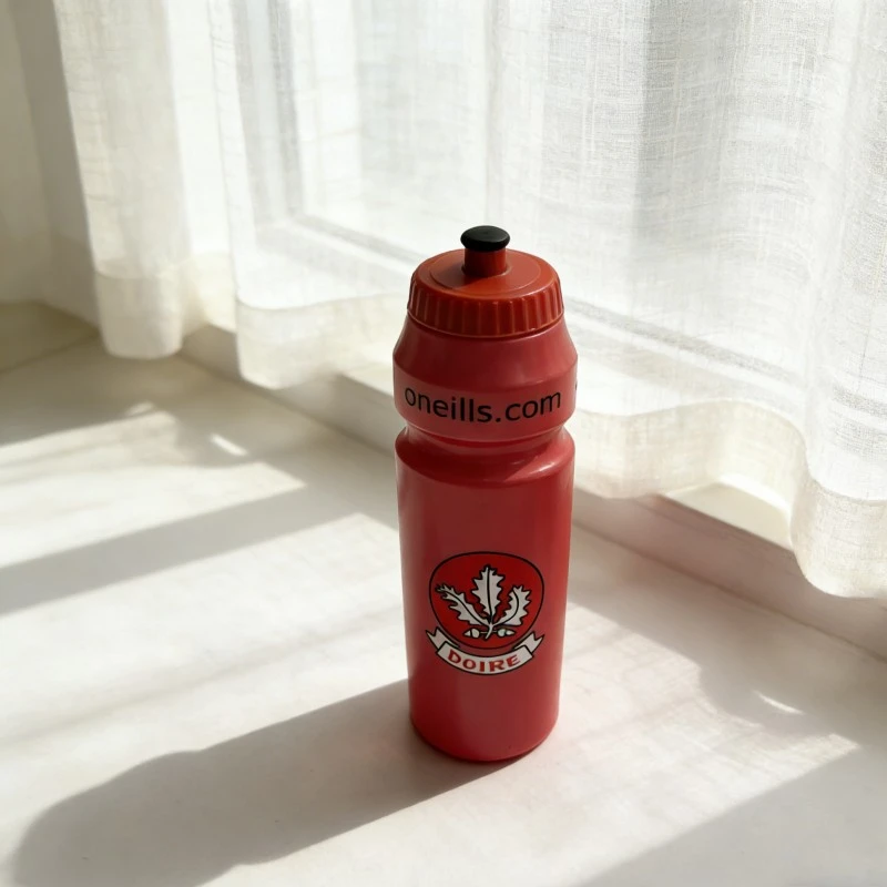 Double Layer Plastic Sports Water Bottles